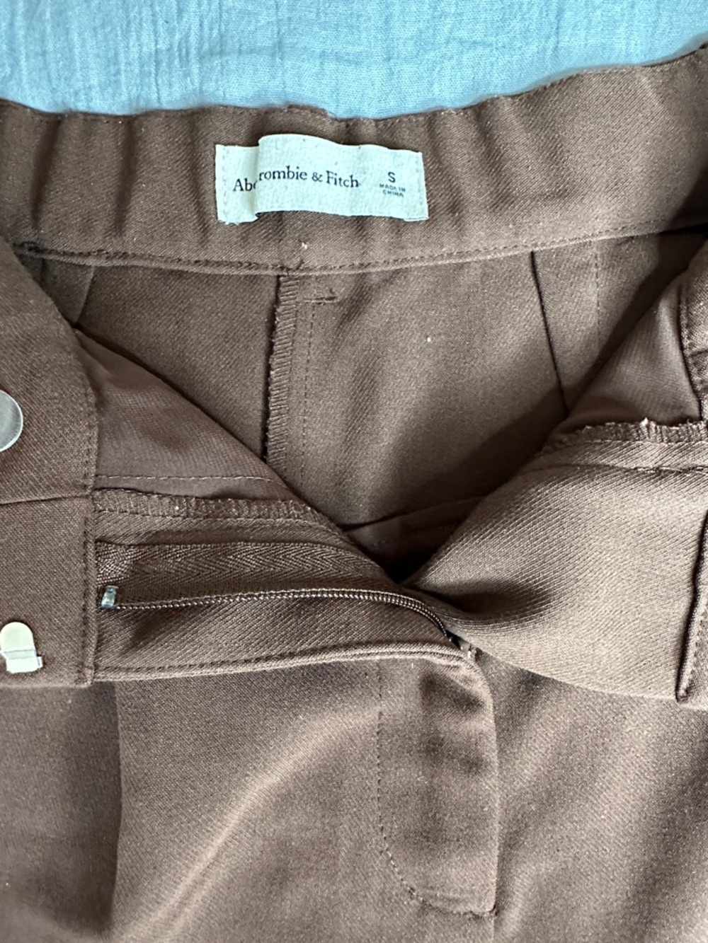 Abercrombie & Fitch Brown Tailored High-Rise Bermuda Shorts Size S - Picture 6 of 9